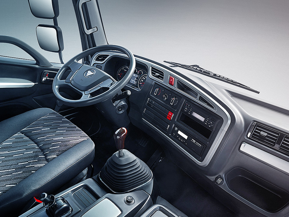 Foton Auman D driver cockpit