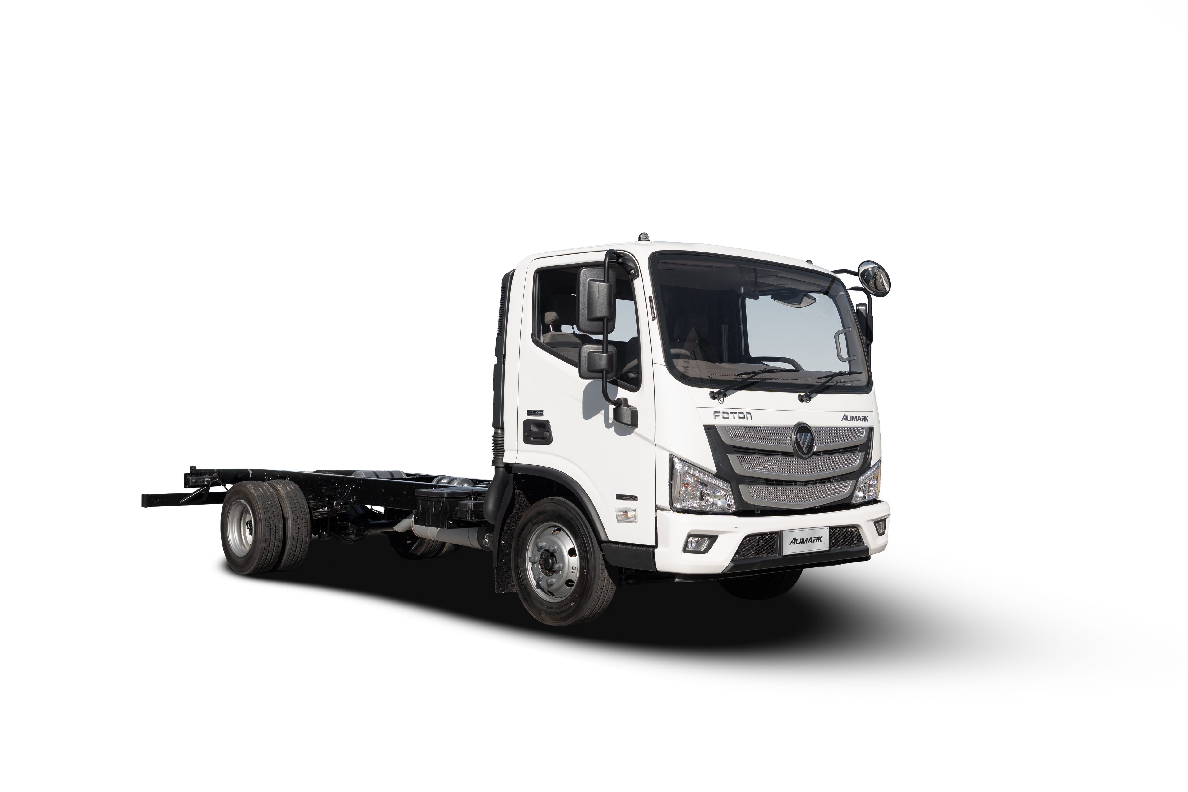 White Foton freight carrier range preview
