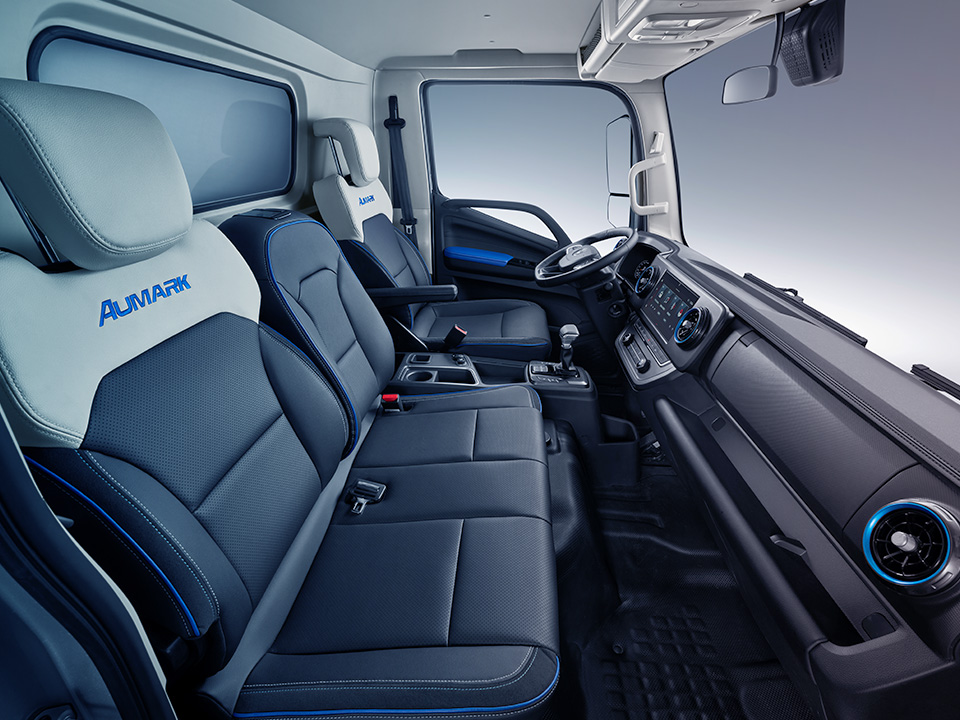 Foton Aumark seat and cabin view