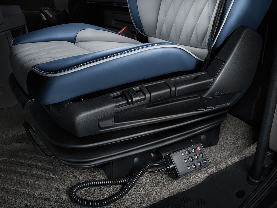 Foton Auman R driver seat view